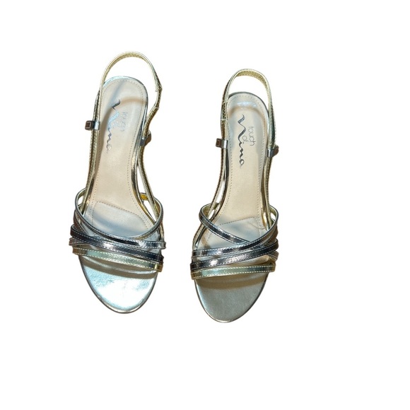 Touch of Nina Mixed Metallic Strappy Slingback Heels 6.5 Gold Silver Low Heel - Picture 4 of 7